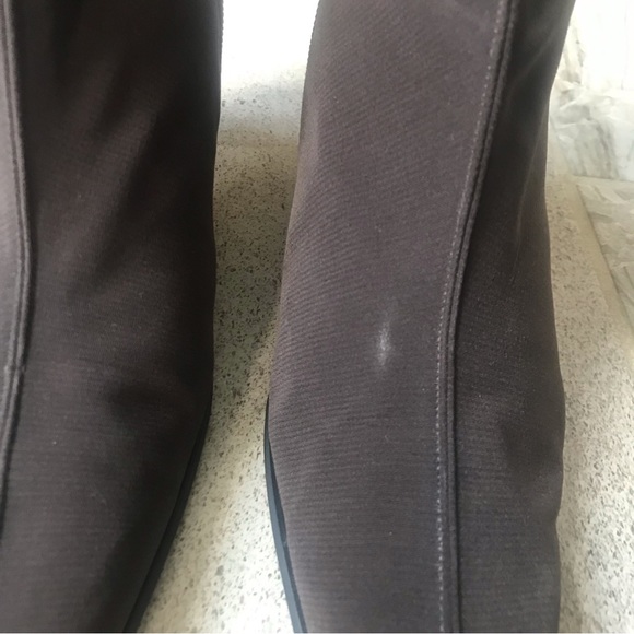Stuart Weitzman Brown Gore-Tex Ankle Boots, Size 10. - Picture 4 of 11